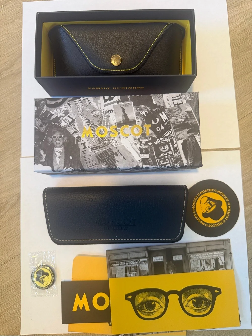 Moscot sunglass , Dahven, Matt black frame , Cabernet Lense : 44 See receipt.